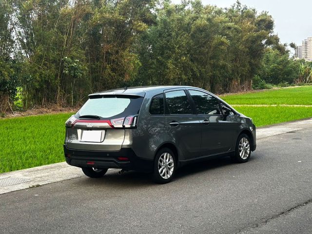 23年 COLT PLUS 輕鬆型 環景影音版 一手車 原鈑件 僅跑1.9萬 媲美新車 只需新車半價  第12張相片