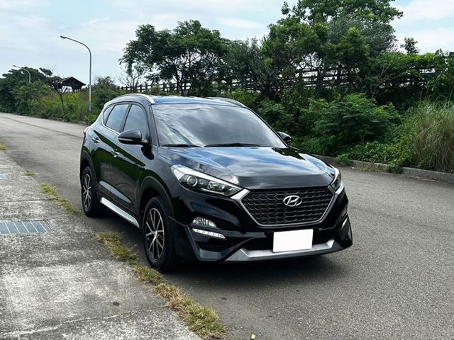17年時尚版1.6 TURBO 一手車 原鈑件 .無事故 無待修 全額貸 免頭款 實車實價  第2張相片