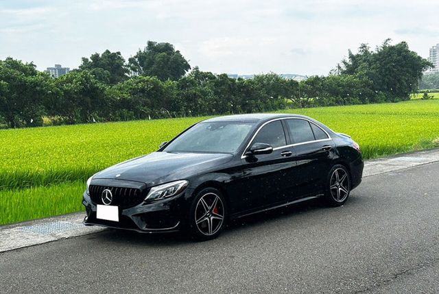 15年C400 3.0 V6 滿配 23p 抬顯 雷達 盲點 無待修 原鈑件 實車實價  第1張相片