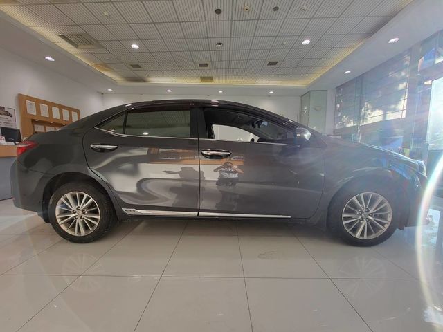 ALTIS 1.8  第4張相片