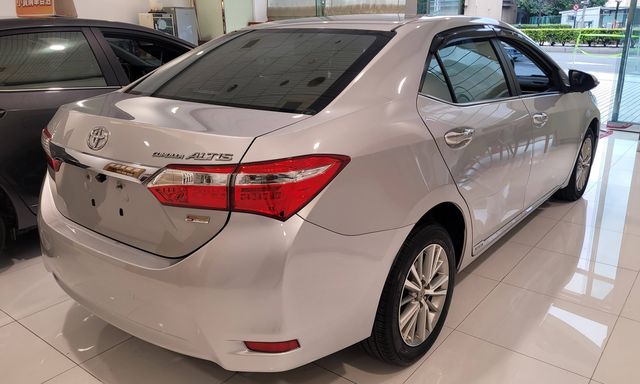 ALTIS 1.8  第5張相片