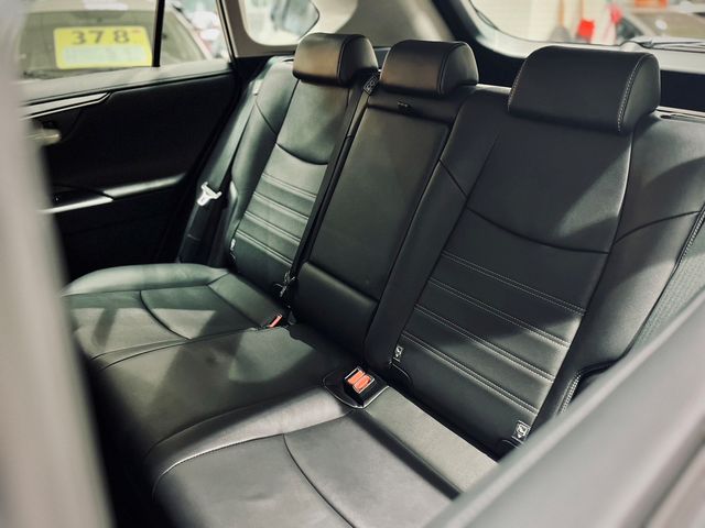 RAV4 2.0  第9張相片