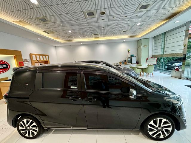 SIENTA 1.8  第4張相片