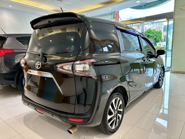 SIENTA 1.8  第5張相片