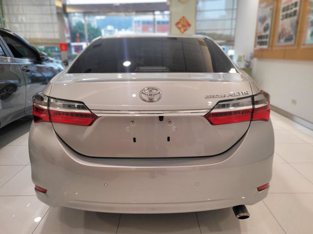 ALTIS 1.8  第5張相片