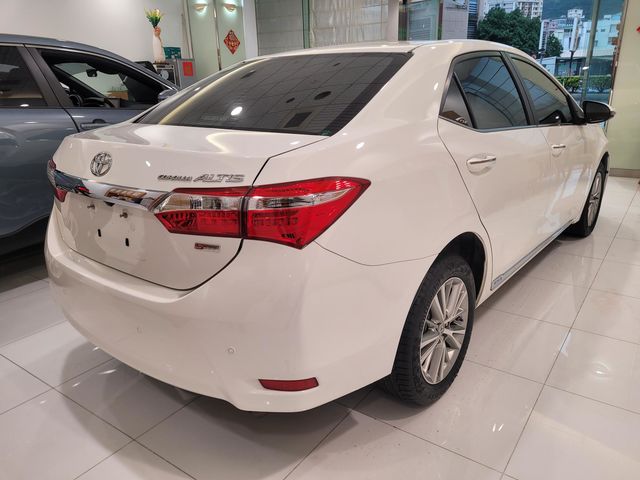 ALTIS 1.8  第5張相片
