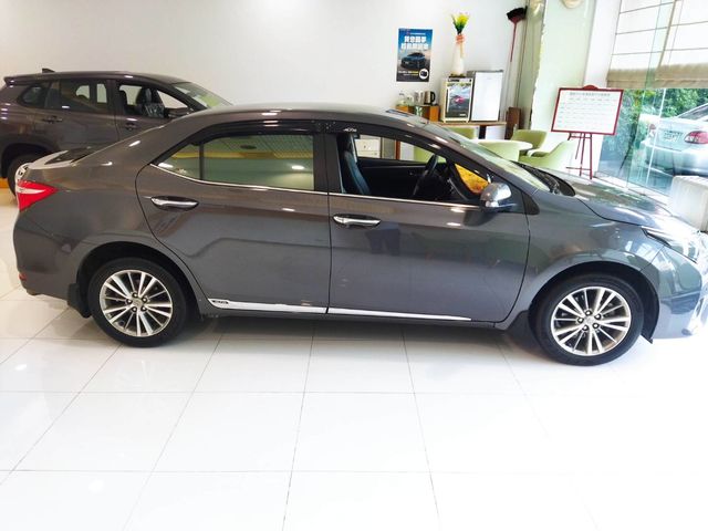 ALTIS 1.8  第4張相片