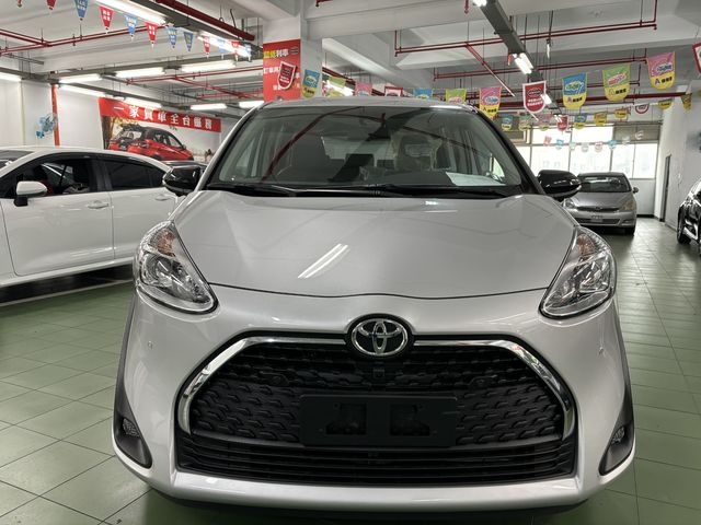SIENTA 1.8  第2張相片