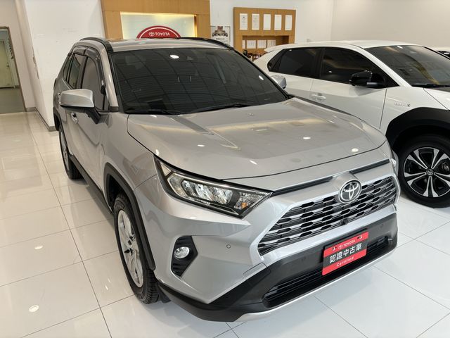RAV4 2.0  第3張相片