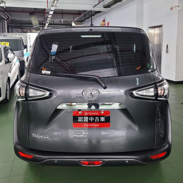 SIENTA 1.8  第5張相片