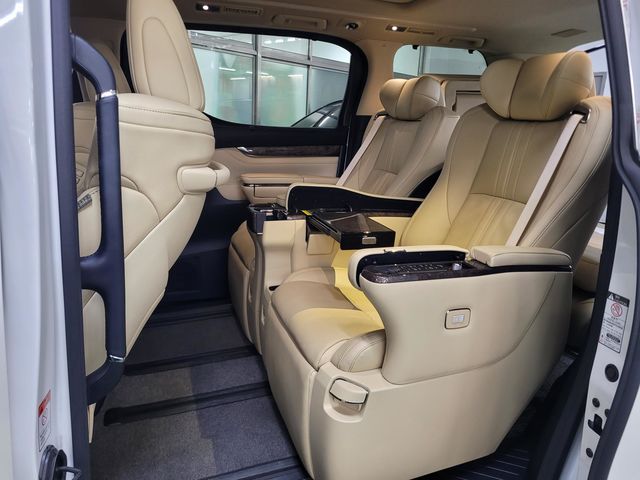 ALPHARD 2.5HV 4WD  第8張相片