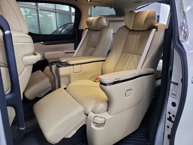 ALPHARD 2.5HV 4WD  第9張相片