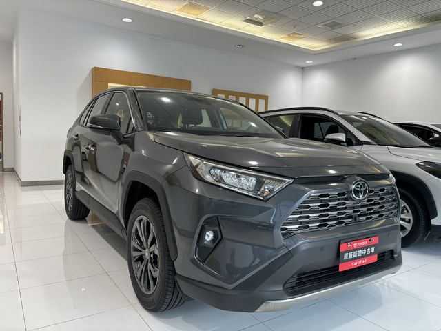 RAV4 2.0  第3張相片