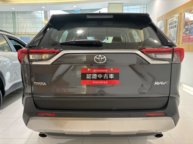 RAV4 2.0  第6張相片