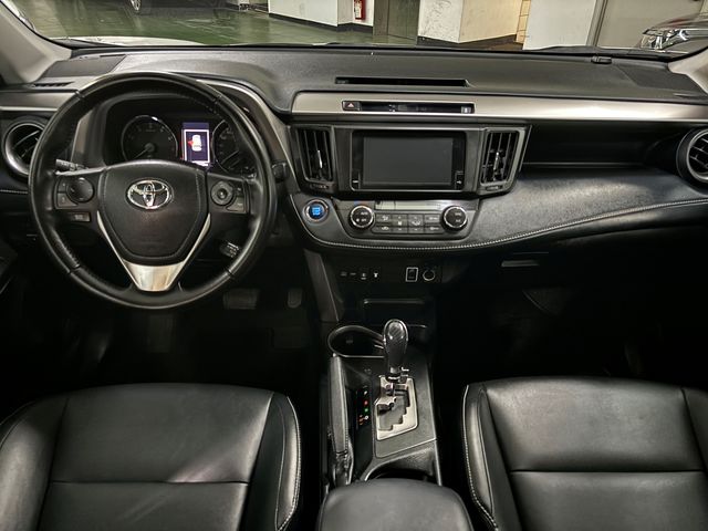 RAV4 2.0  第7張相片