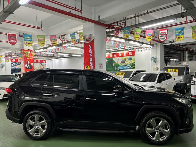 RAV4 2.0  第4張相片