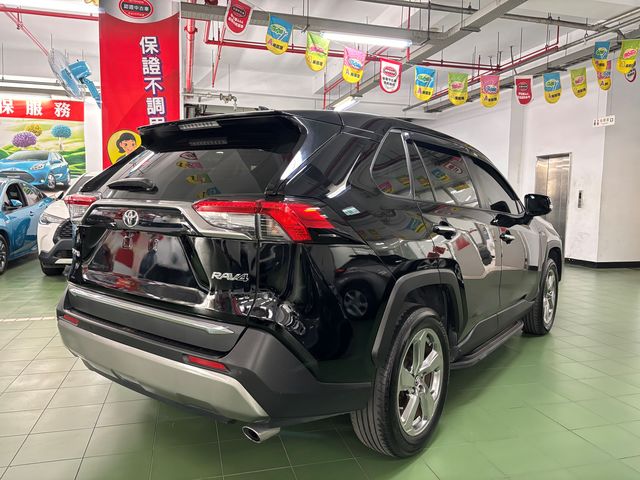 RAV4 2.0  第5張相片