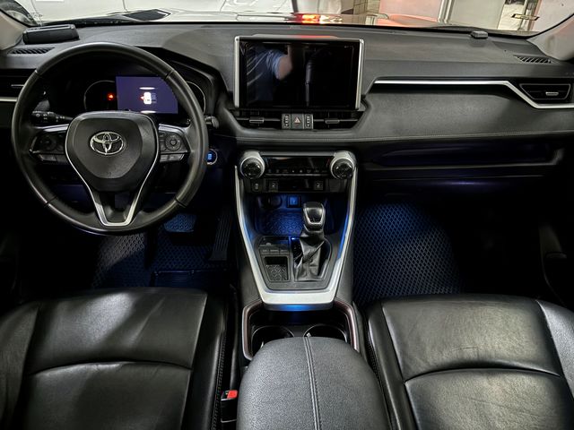 RAV4 2.0  第8張相片