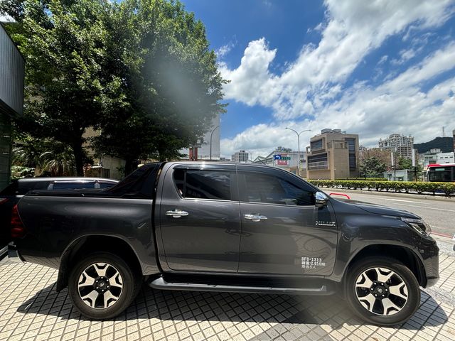 HILUX  第4張相片