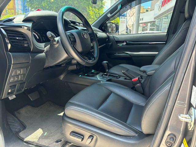 HILUX  第7張相片