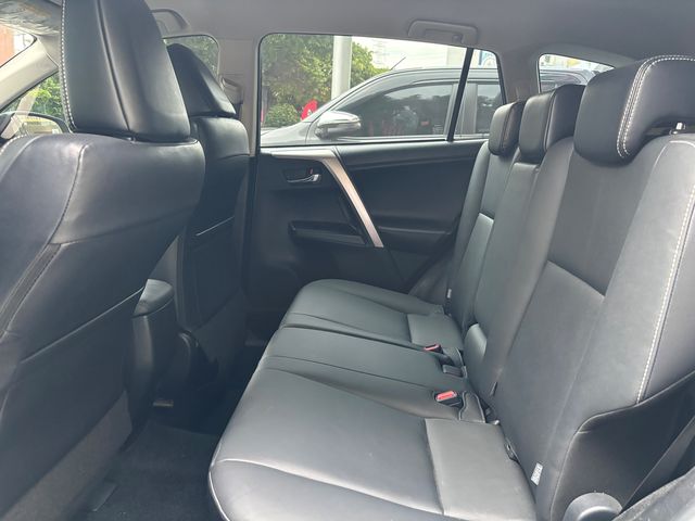 RAV4 2.5  第9張相片
