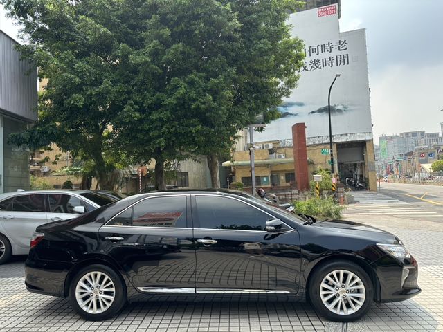CAMRY 2.5 HV  第4張相片
