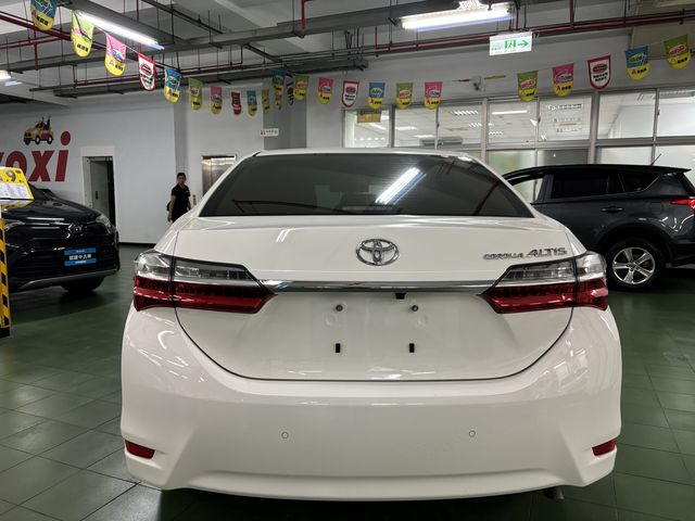 ALTIS 1.8  第6張相片