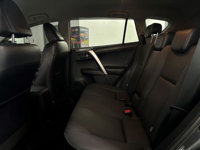 RAV4 2.0  第9張相片