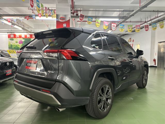 RAV4 2.0  第5張相片