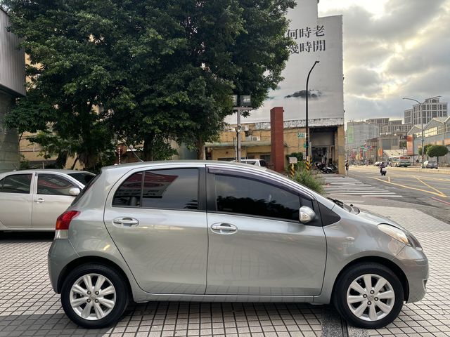 YARIS 1.5  第4張相片