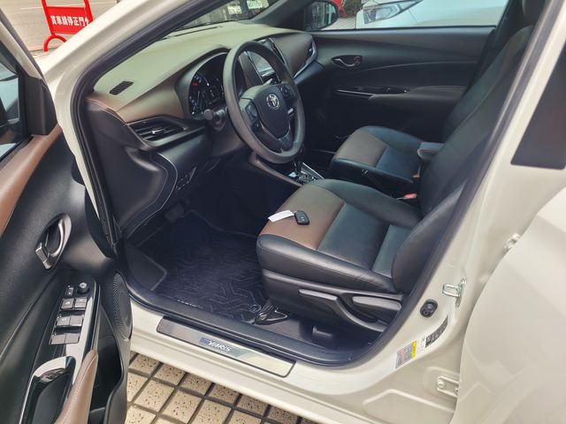 YARIS 1.5  第8張相片