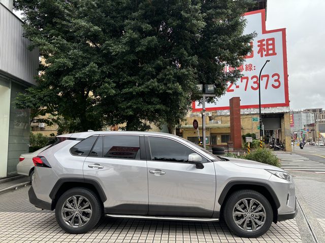 RAV4 2.0  第4張相片