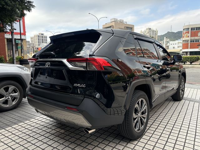 RAV4 2.0  第5張相片