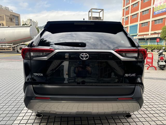 RAV4 2.0  第6張相片