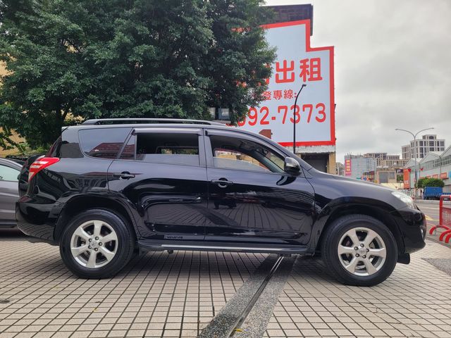 RAV4 2.4 2WD  第4張相片