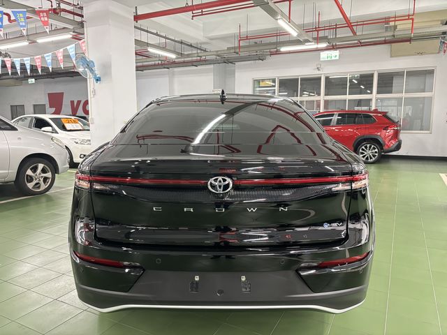 CROWN 2.5  第6張相片