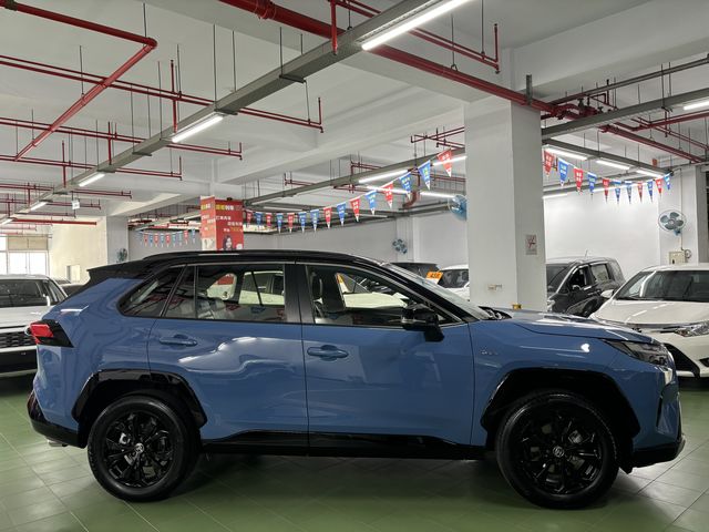RAV4 2.5 HV  第4張相片