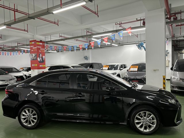 ALTIS 1.8  第4張相片