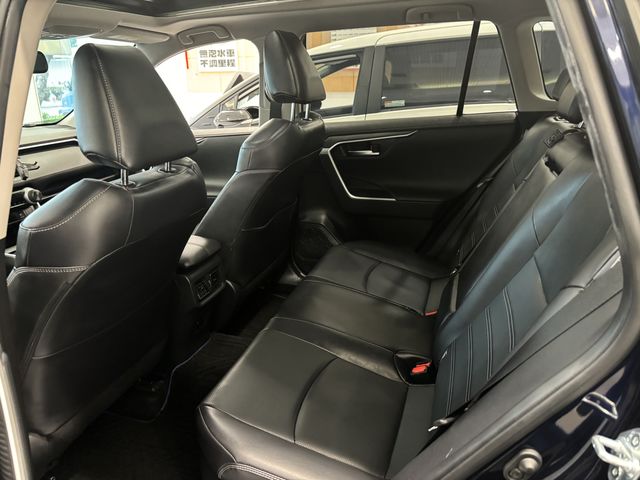 RAV4 2.5HV 4WD  第9張相片