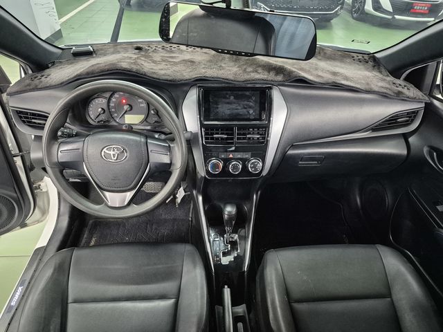 YARIS 1.5  第7張相片