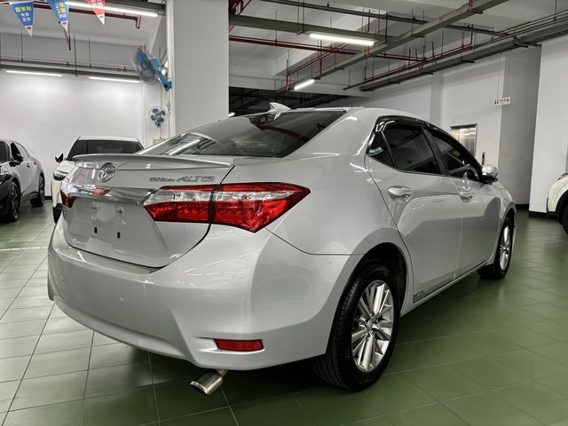 ALTIS 1.8  第5張相片