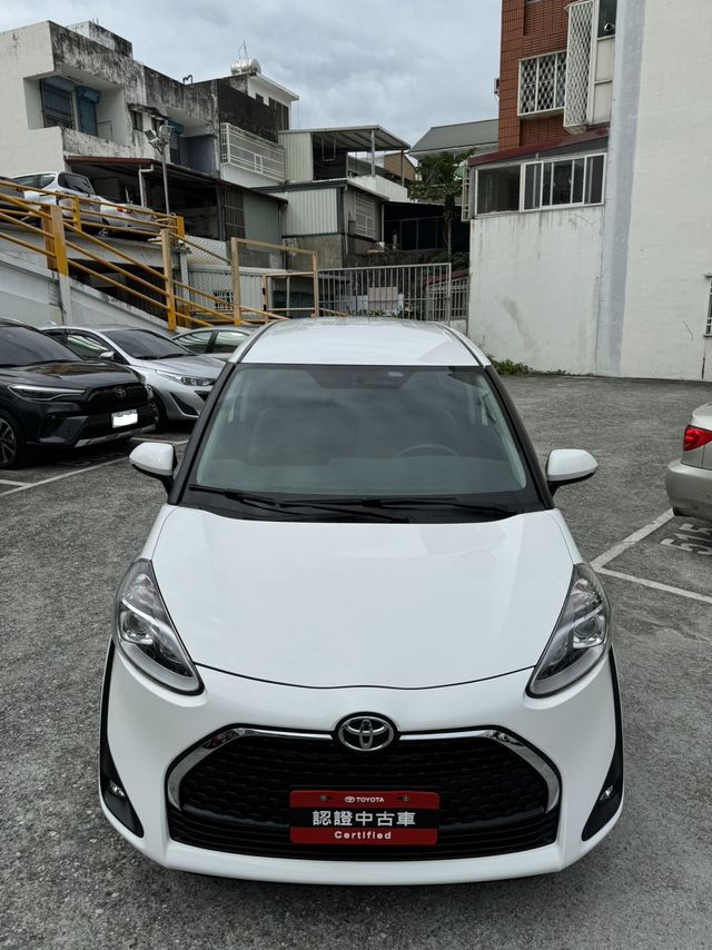 SIENTA 1.8  第2張相片