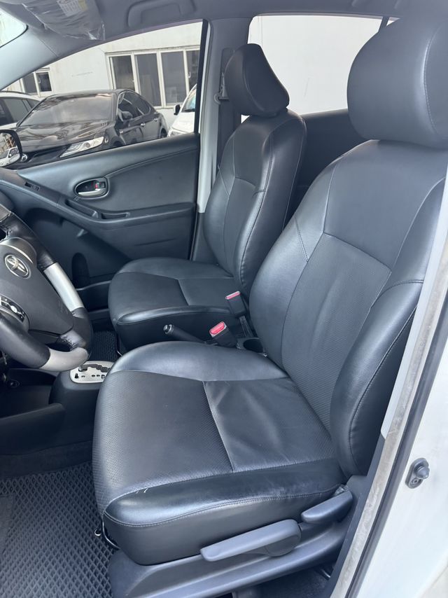 YARIS 1.5  第8張相片