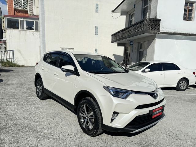 RAV4 2.0  第3張相片