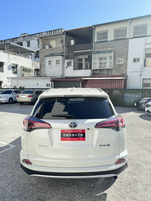RAV4 2.0  第6張相片