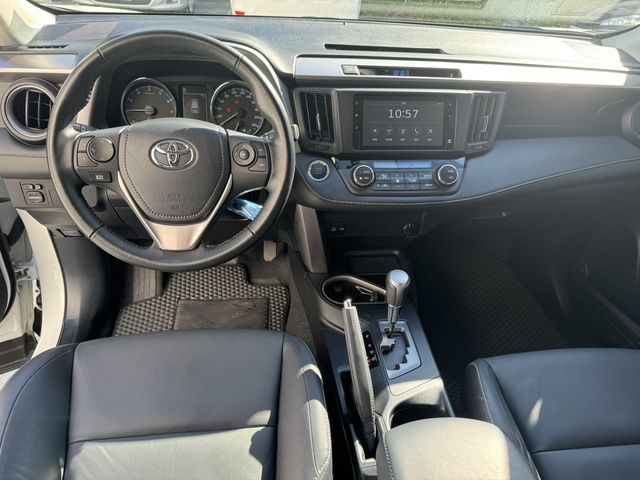 RAV4 2.0  第7張相片