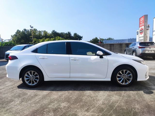 ALTIS 1.8  第4張相片