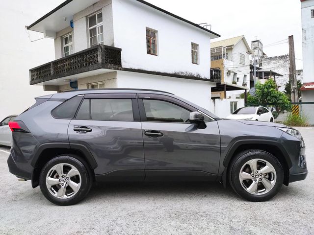 RAV4 2.0  第4張相片