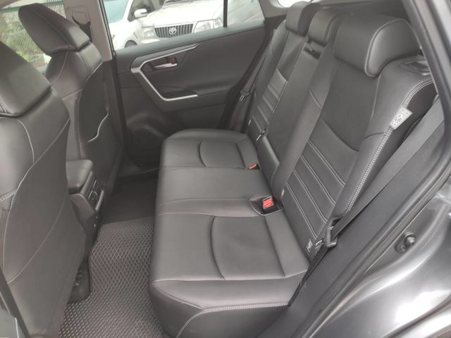 RAV4 2.0  第9張相片