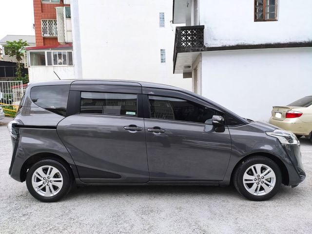 SIENTA 1.8  第4張相片